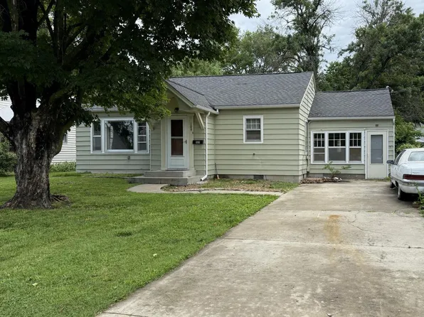 109 E Fairview St, Clinton, MO 64735