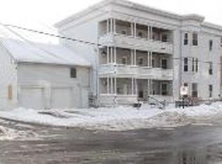 21 Ash St, Manchester, NH 03104