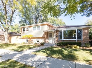 2236 Heather Rd, Homewood, IL 60430