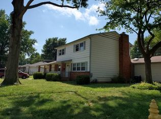 2825 S Roanoke Ave, Springfield, MO 65807