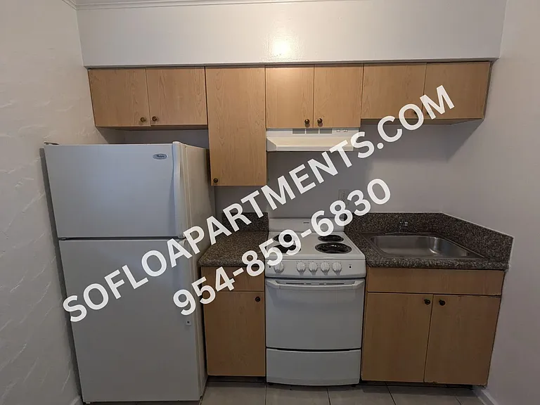 715 SW 14th Ave — Photo 7