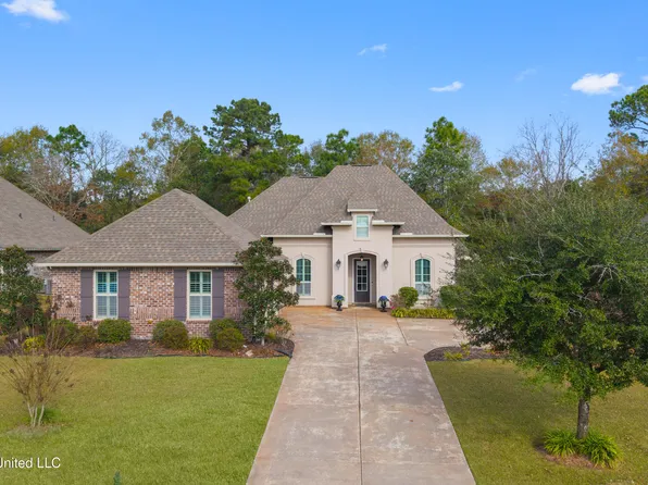 7634 Crescent Way Dr, Pass Christian, MS 39571