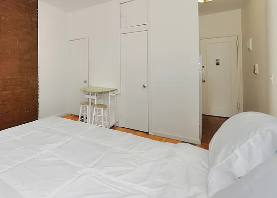 Rented by Corcoran | media 55