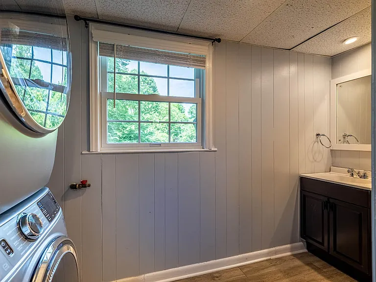 4222 Arbutus Dr — Photo 37