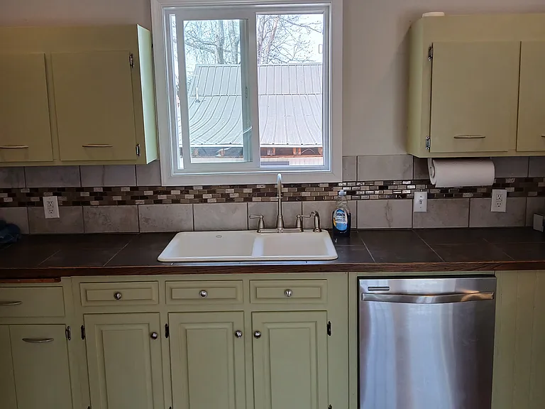 1303 Kimball Ave — Photo 13