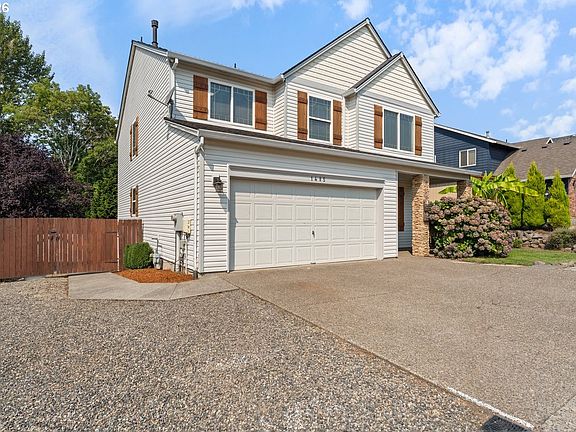 3rd image of 1485 SE Ironwood Ln