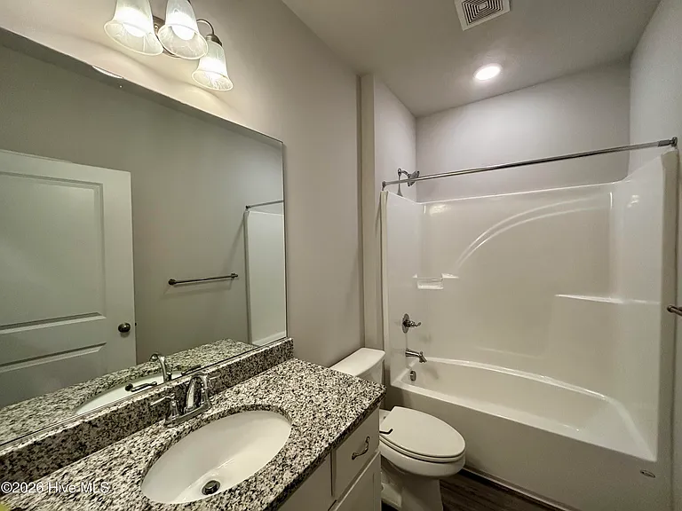 1101 Clareton Dr — Photo 14