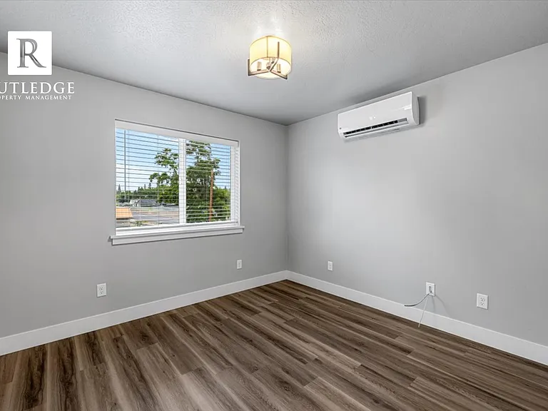 218 Academy Pl #2 — Photo 19