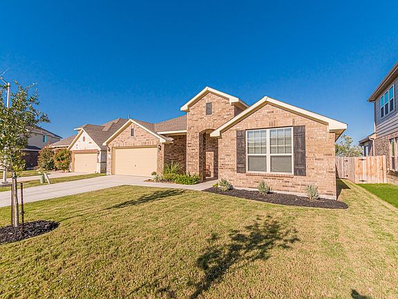 2nd image of 2745 Ridgeforest Dr