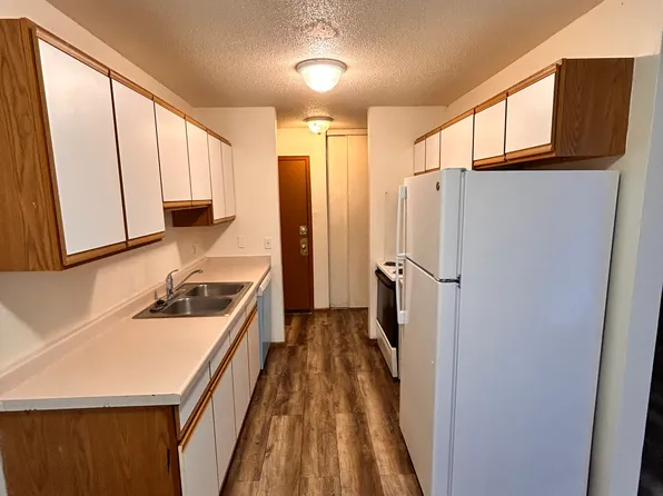 2651 Moundsview Dr #308, Saint Paul, MN 55112