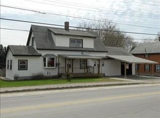 78 Main St, Dexter, ME 04930