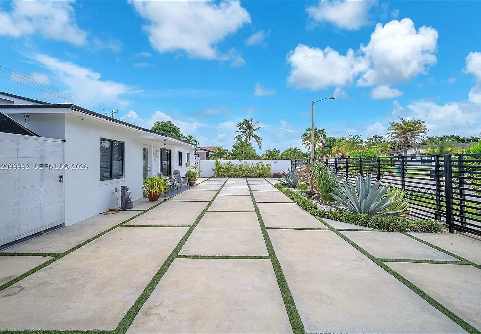 NW 190th St, Opa Locka — Photo 3