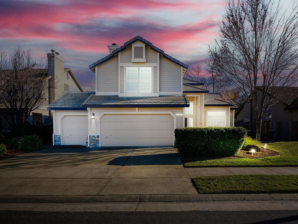 1st image of 316 Brennen Cir