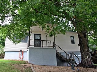 402 N 3rd St, Harrison, AR 72601