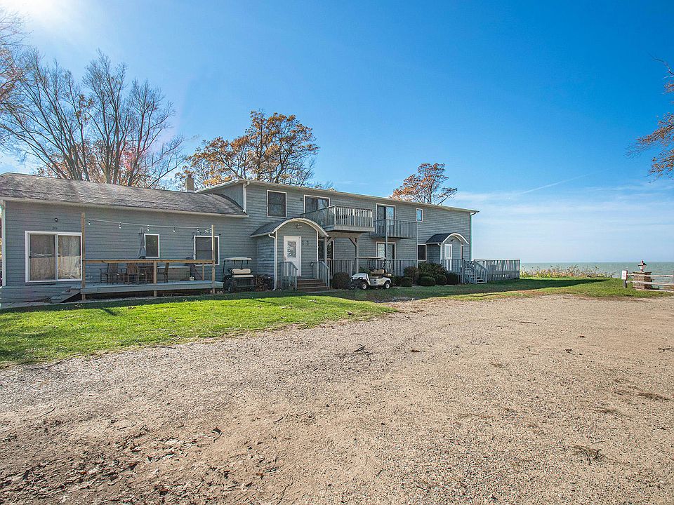 1st image of 4766 Arbor Ave #35