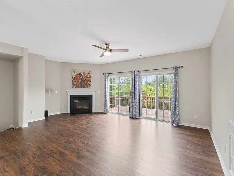 611 Carlton Commons Ln #1 — Photo 15