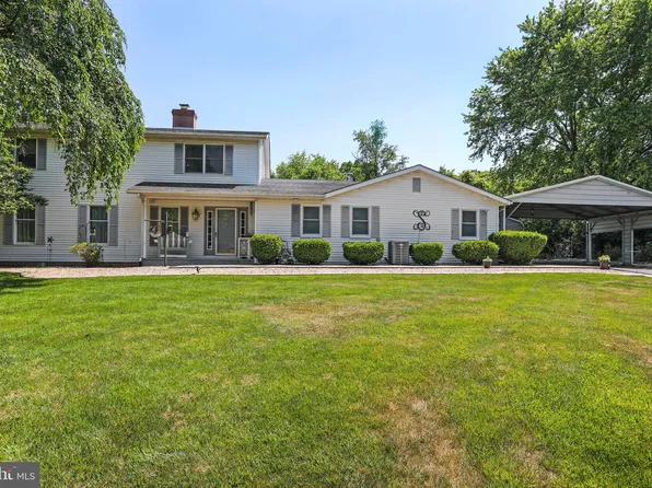 16601 Tammany Manor Rd, Williamsport, MD 21795