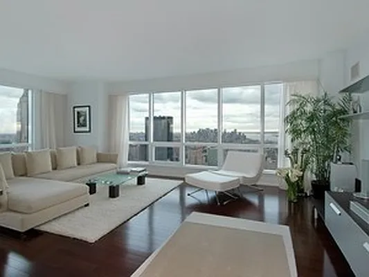 Sold by Corcoran | media 6
