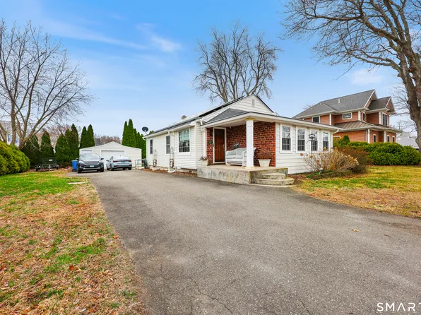 24 Seabreeze Road, Old Saybrook, CT 06475