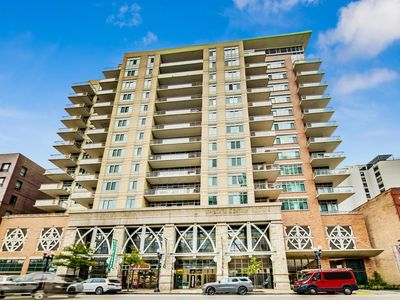 230 W Division St APT 1405, Chicago, IL, 60610