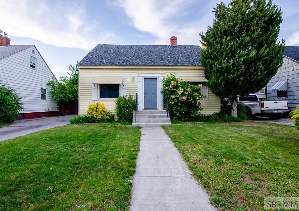 1st image of 929 12th St