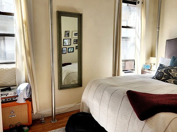 3rd image of 214 E 82nd St APT 12A