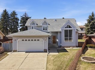 394 Walker Rd NW, Edmonton, AB T5T2X2