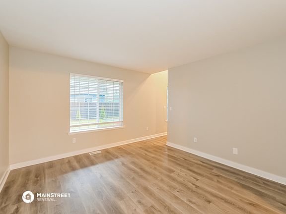 5th image of 22030 48th Ave E