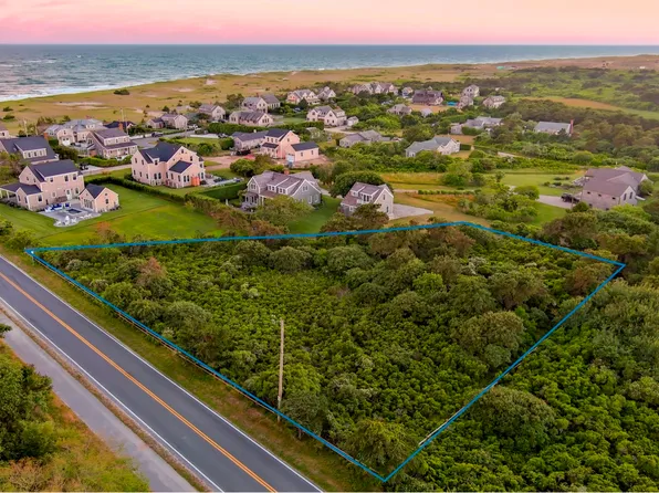 163 Surfside Rd, Nantucket, MA 02554