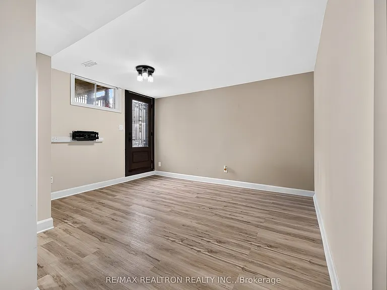 40 Carr Dr — Photo 10