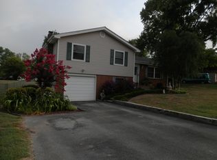 1813 Bay Hill Dr, Hixson, TN 37343