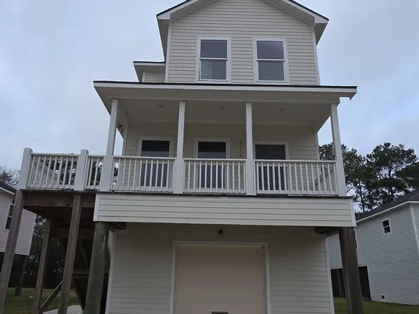 6114 Lacey Oak Dr, Hitchcock, TX 77563