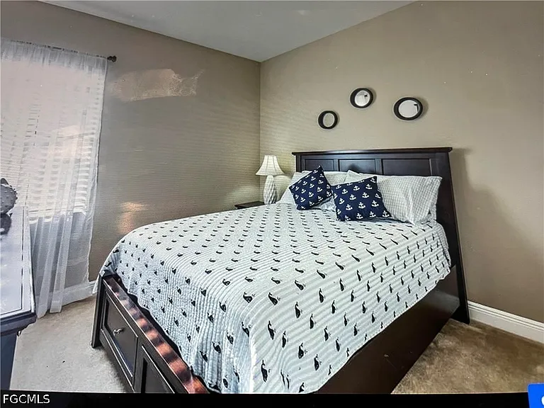 12690 Fairington Way — Photo 16