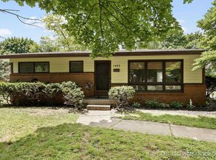 1445 Edith Ave NE, Grand Rapids, MI 49505