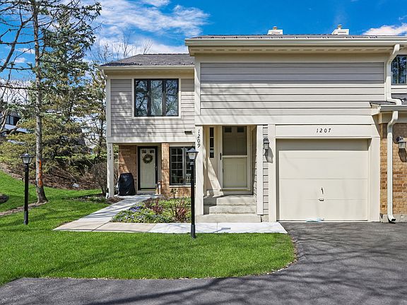 2nd image of 1209 Flamingo Pkwy #1209
