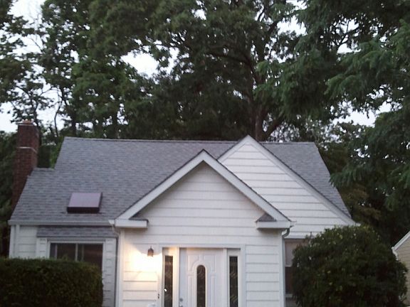 2nd image of 128 Litchfield Ave