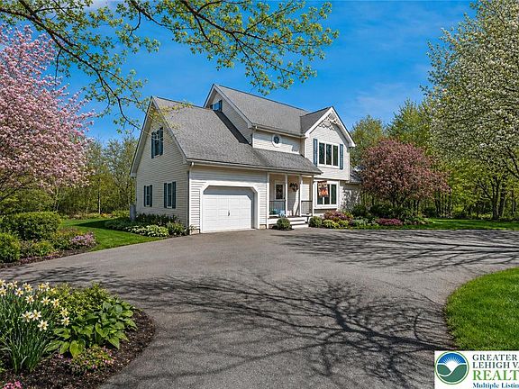 2nd image of 1244 Quiet Hills Ln