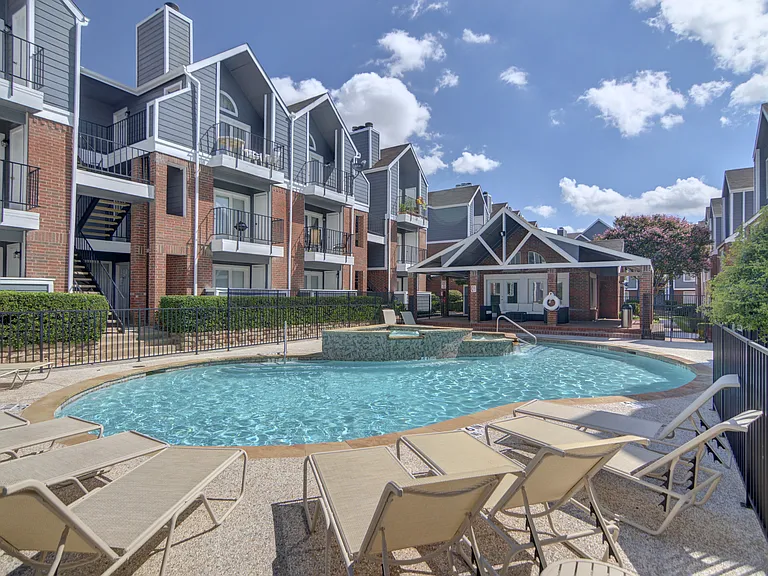Trellis at Lake Highlands pool area