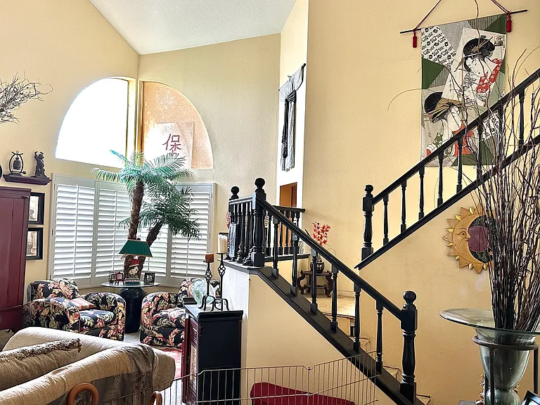 Living room - you have full access, I hardly use it
