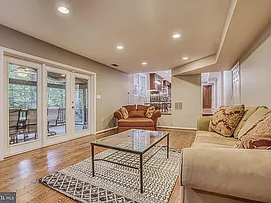 594 Pinedale Dr — Photo 21