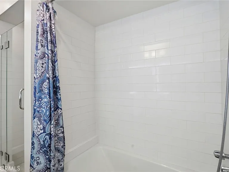 1433 S Beverly Dr — Photo 36