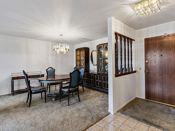 3rd image of 7201 N Lincoln Ave APT 310