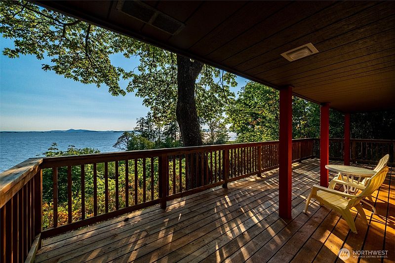 4th image of 3164 Chuckanut Drive