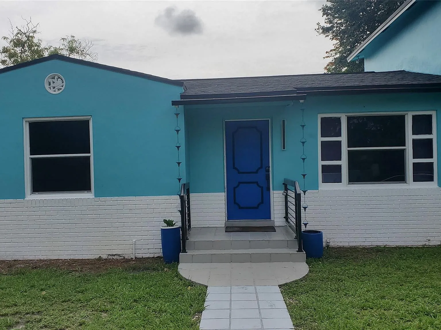 2 bed, 2.0 bath, 1679 sqft, $4,000 — Photo 2