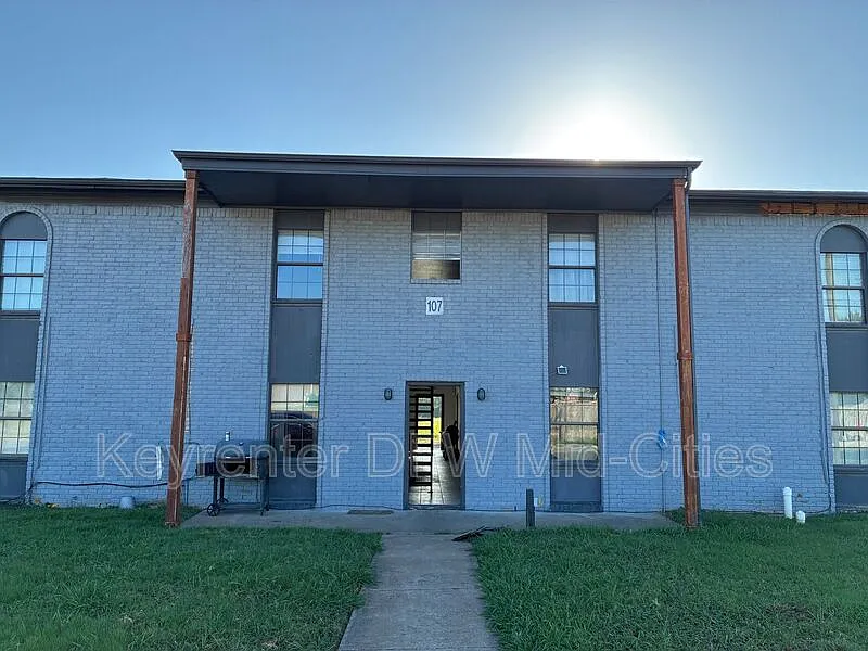 1117 Franklin Dr #10