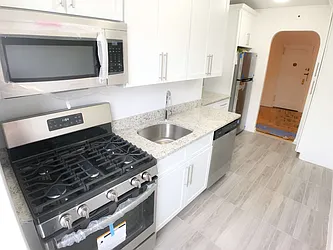 Rented by Clove Realty LLC