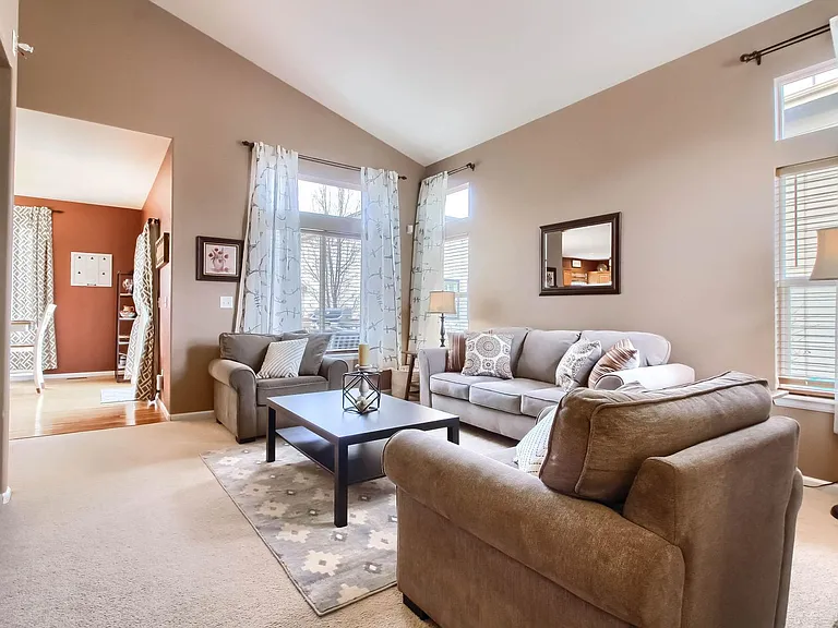 5462 Brooklawn Ln — Photo 7