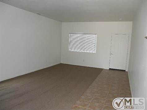 Living/dining combination with extensive tile flooring