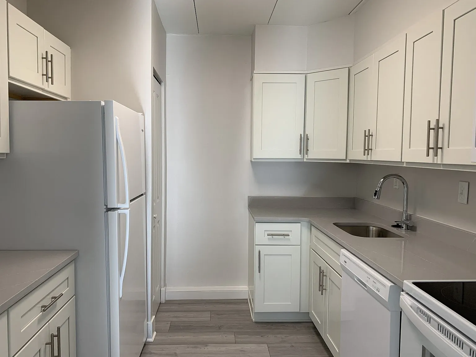 Elkins Park Terrace — Photo 4