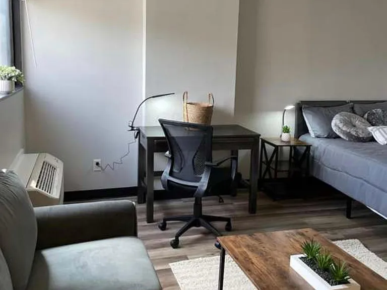364 W Lane Ave #215 — Photo 7